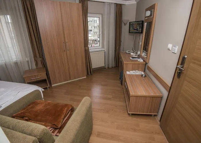 Mds Oda ve Kahvaltı 3*